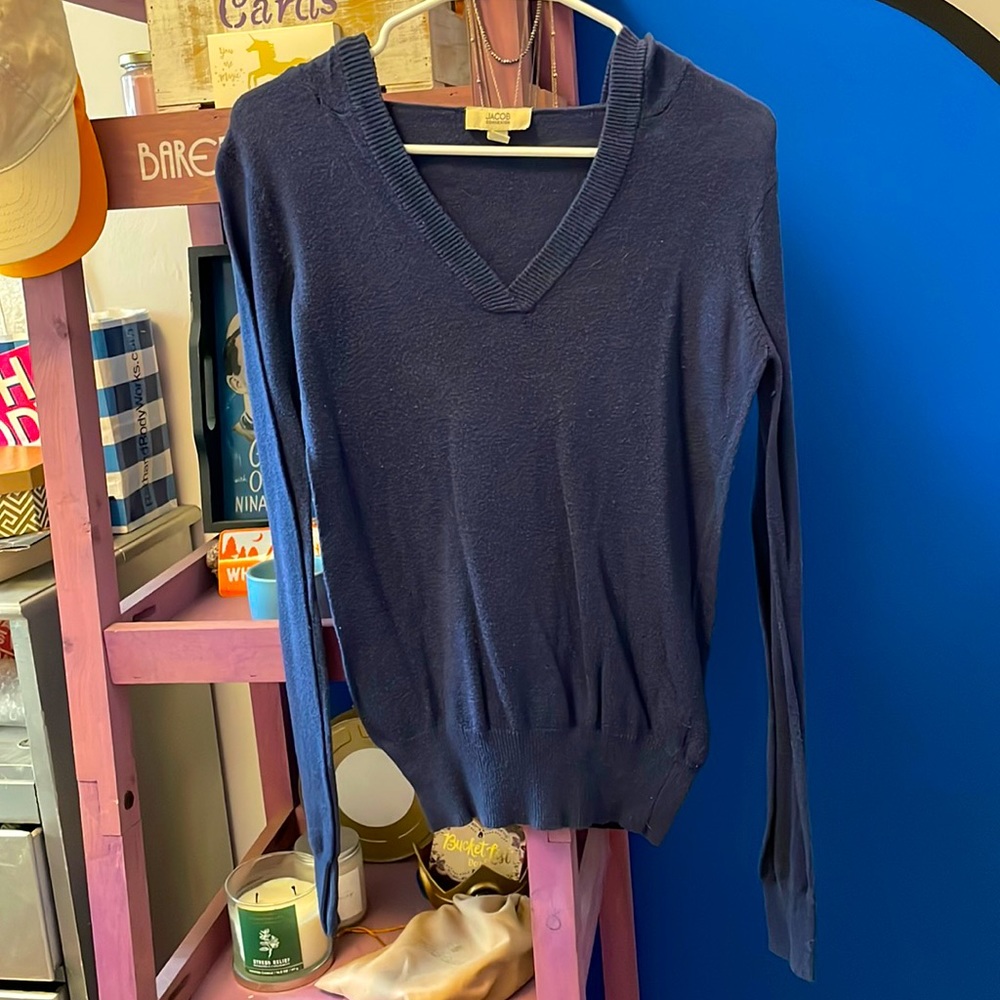 Nice quality hooded long sleeve shirt